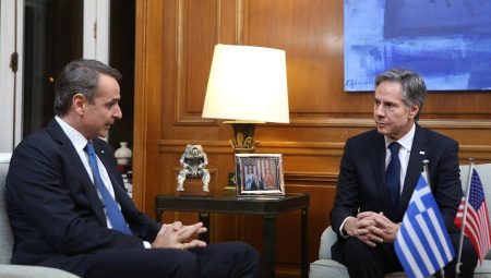 Yunanistan Başbakanı Miçotakis: Türkiye’deki zelzeleler yüreğimizi dağladı