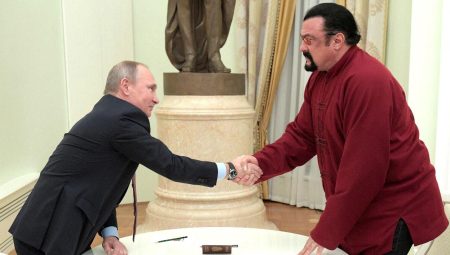 Steven Seagal, Rusya Devlet Lideri Putin’den dostluk nişanı aldı