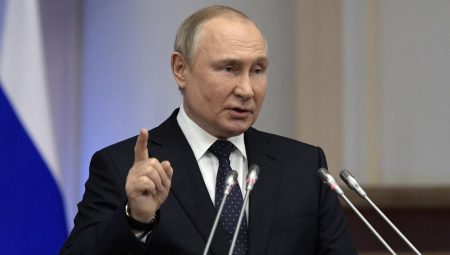 Vladimir Putin: ABD’nin Grönland için önemli planları var