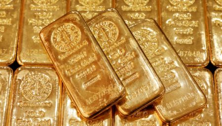 Altın tekrar yükselişe geçti, döviz ise yatay seyrini sürdürüyor