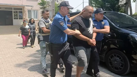 Adana’da Dolandırıcılık Çetesi Çökertildi
