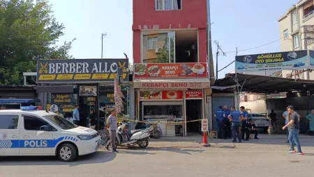 Adana’da Oğul, Bulaşıkçı Annesini Bıçaklayarak Öldürdü