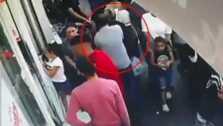 Alışverişe çıkan bayanın çantasındaki parayı çaldı; ‘Dayanamadım’ dedi