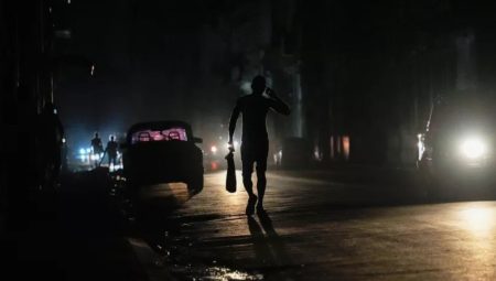 Solcuların mucize ülkesi Küba’da besin ve yakıt krizi