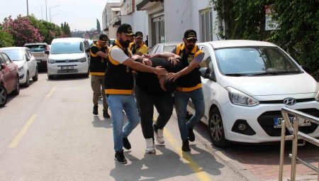 Eşini baba konutuna gönderen damada kayınbirader dayağı: 3 tutuklama