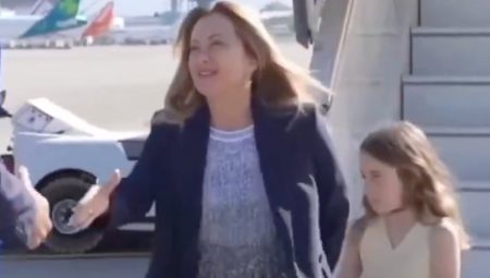 Giorgia Meloni’nin kızı, G7 Zirvesi’nde kameralardan saklandı